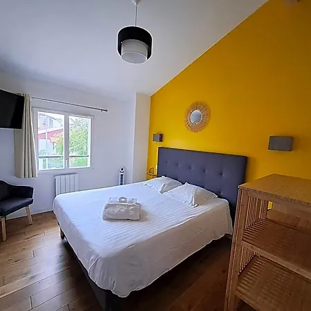 Otel L'auberge Canaulaise Lacanau
