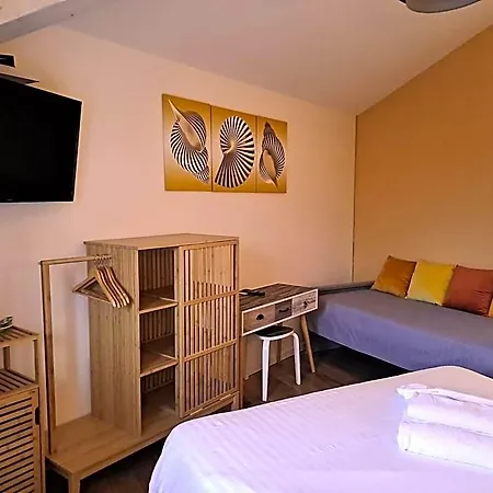 L'auberge Canaulaise Otel *